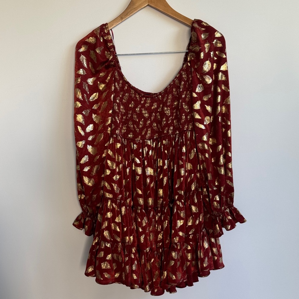 Chic Long Sleeve Red and Gold Dress